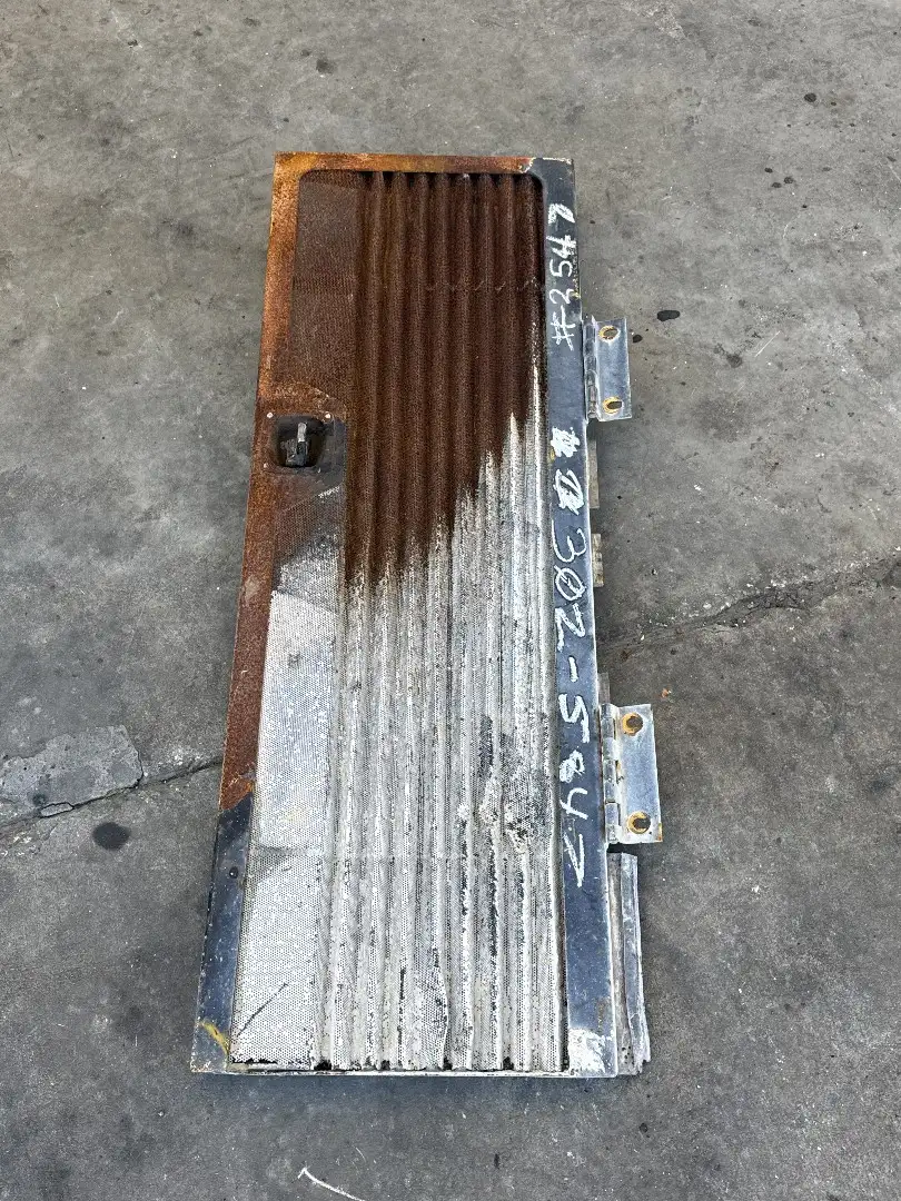 USED LH DOOR AS image
