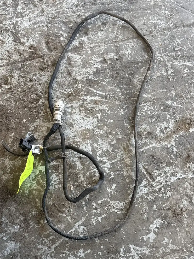 USED HARNESS AS image