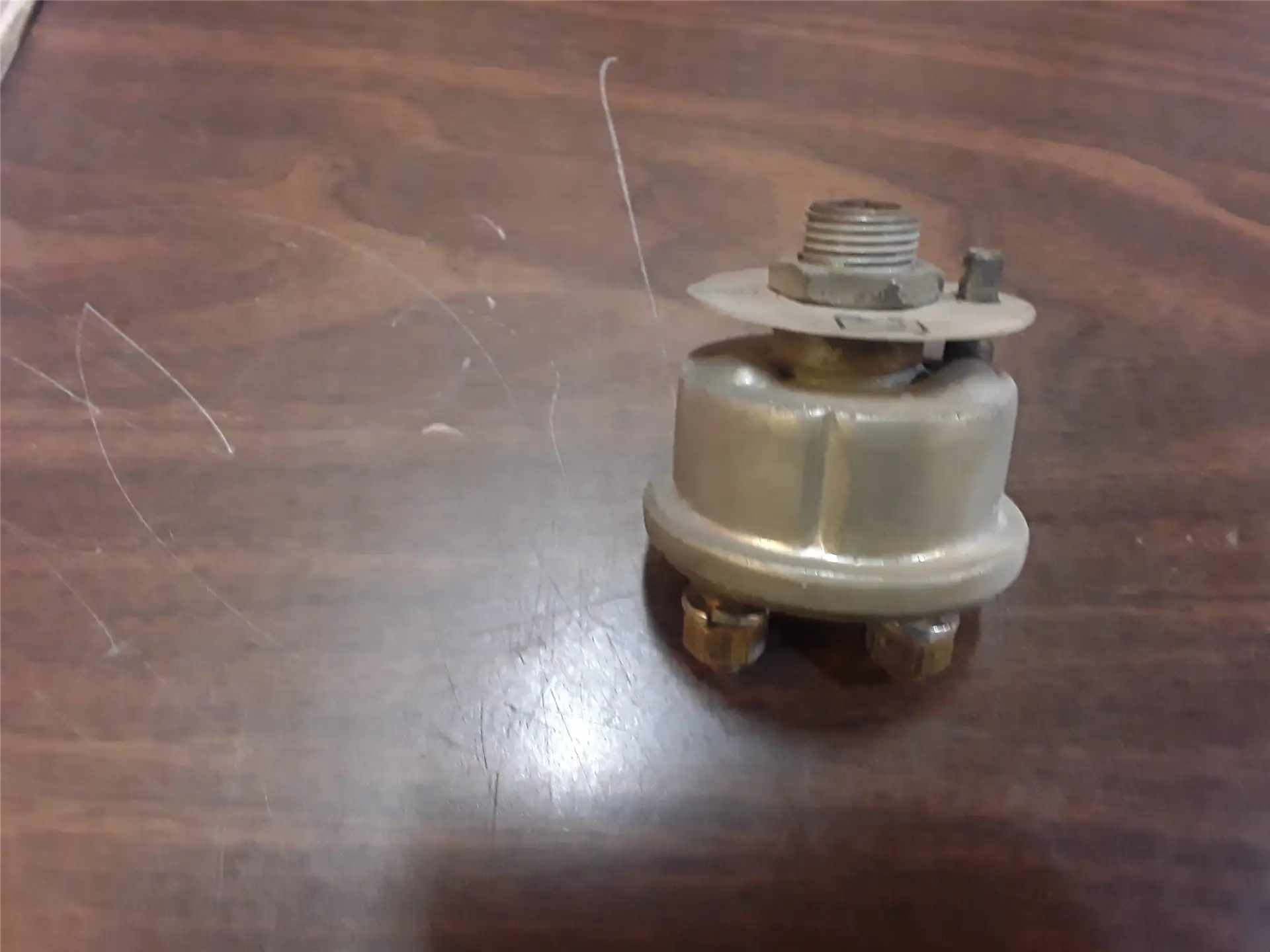 USED SWITCH AS image