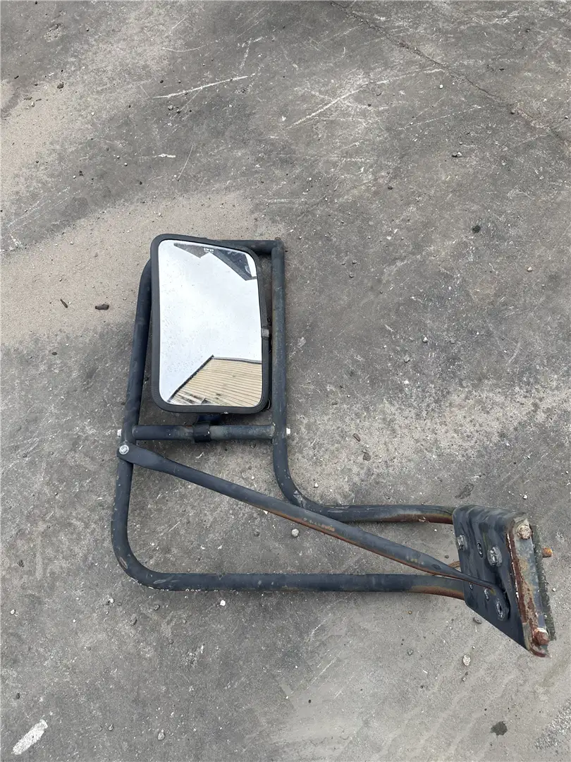 USED MIRROR GP LH image