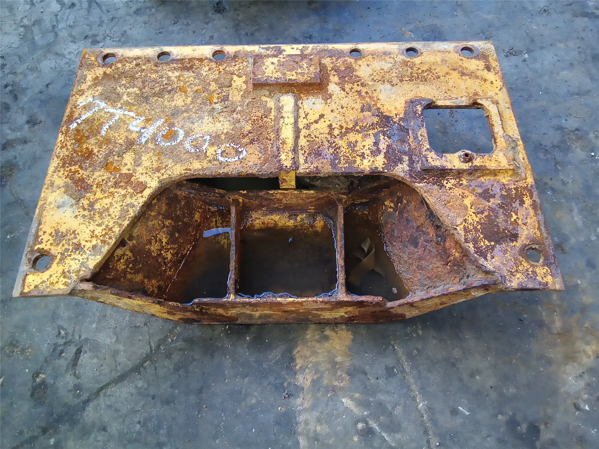 USED GUARD image