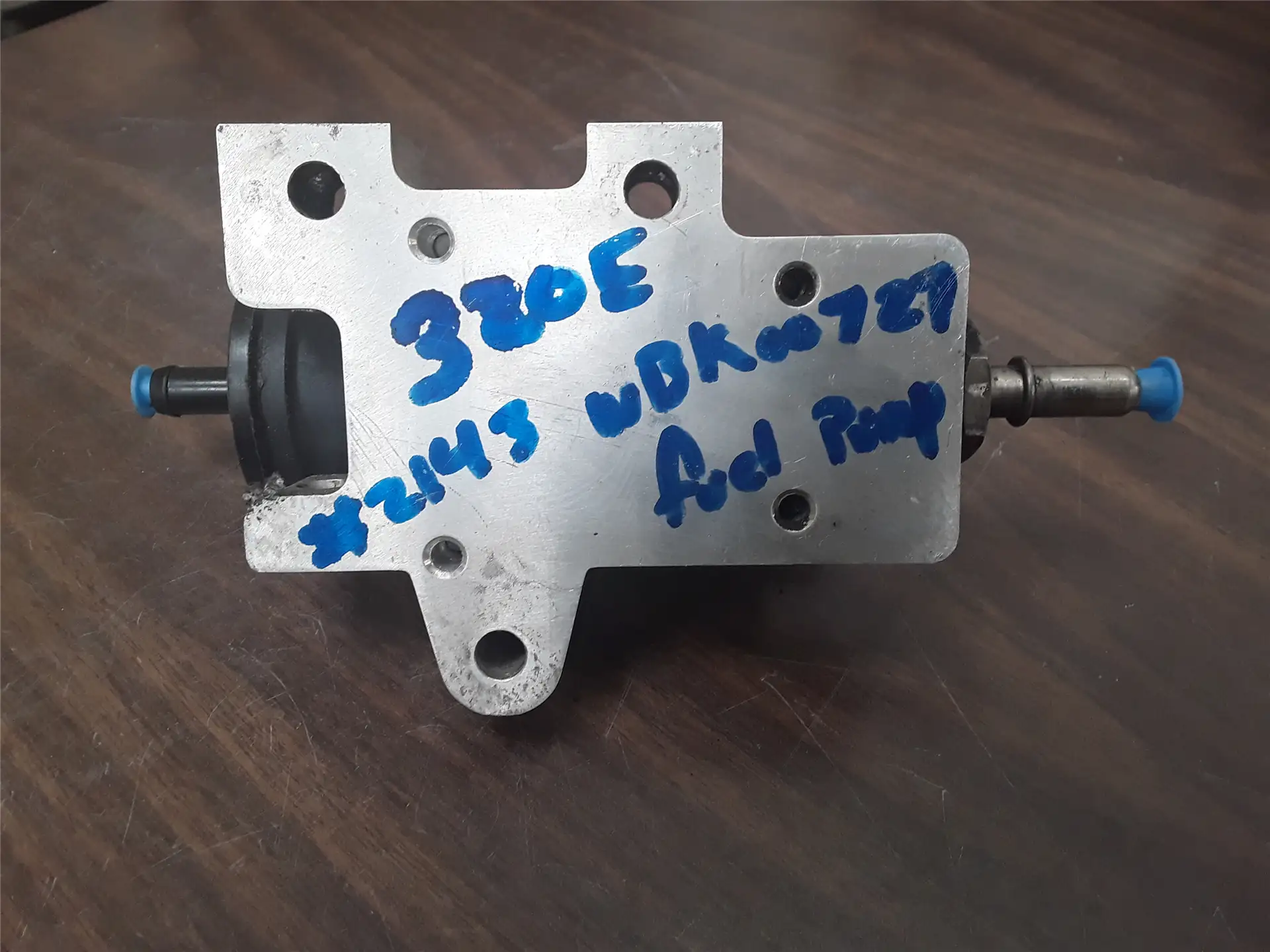 USED PUMP AS image