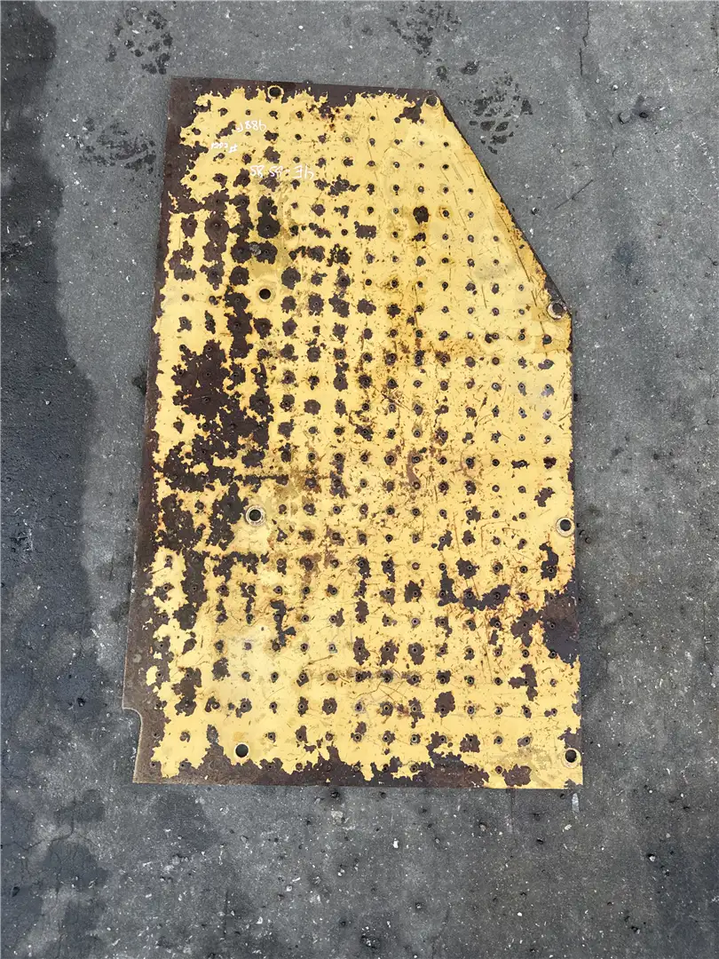 USED PLATE image