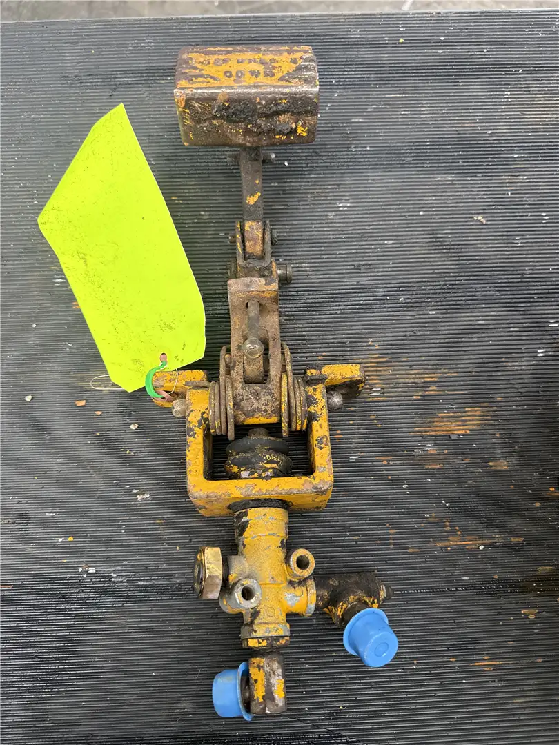 USED PEDAL AS image