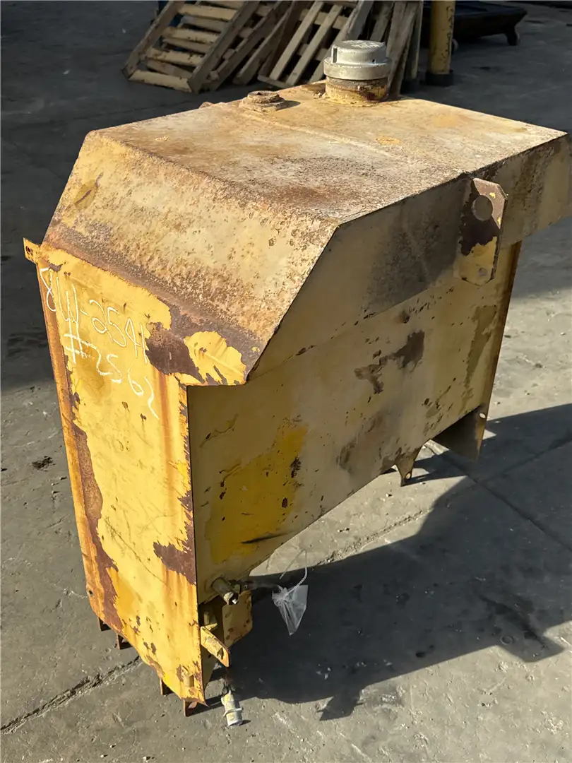 USED TANK AS image