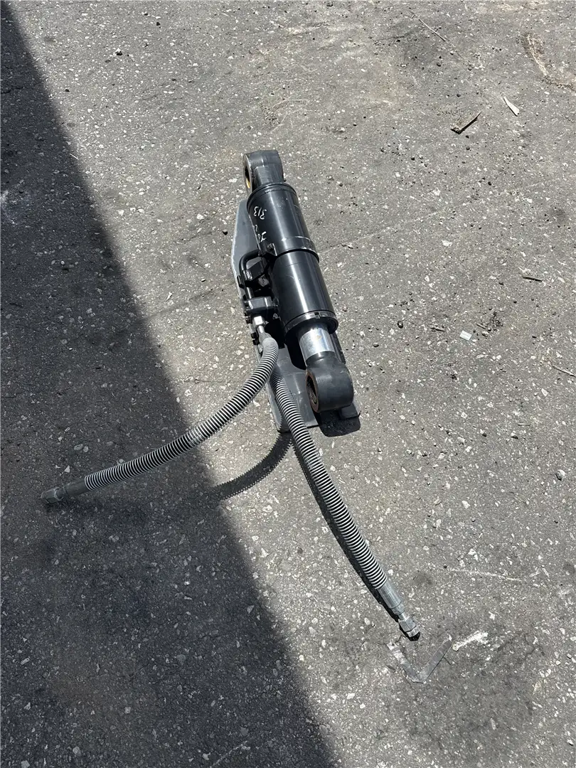 USED RH CYLINDER image