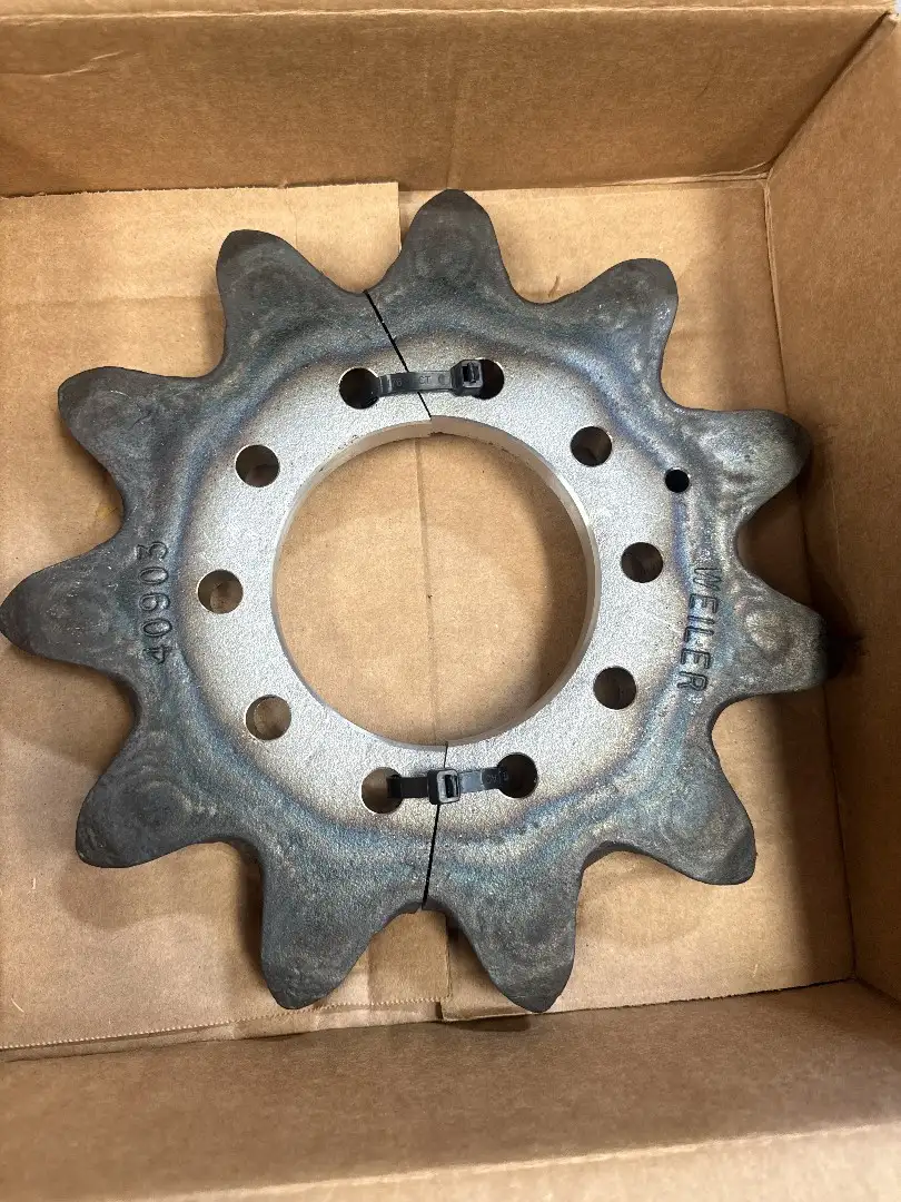NEW 11 TOOTH SPROC image