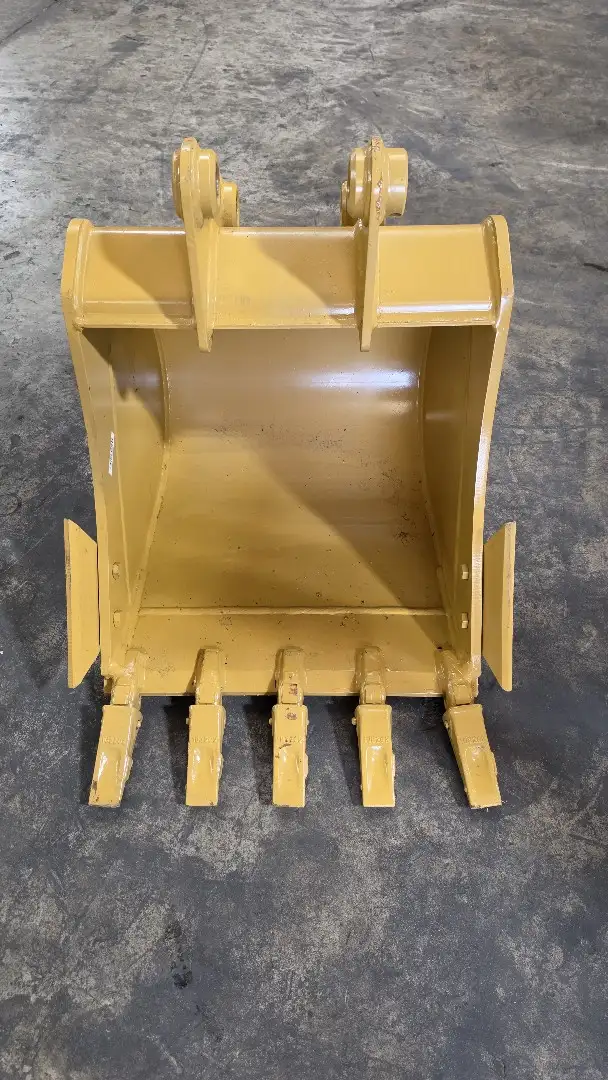 NEW 24INCH BUCKET image