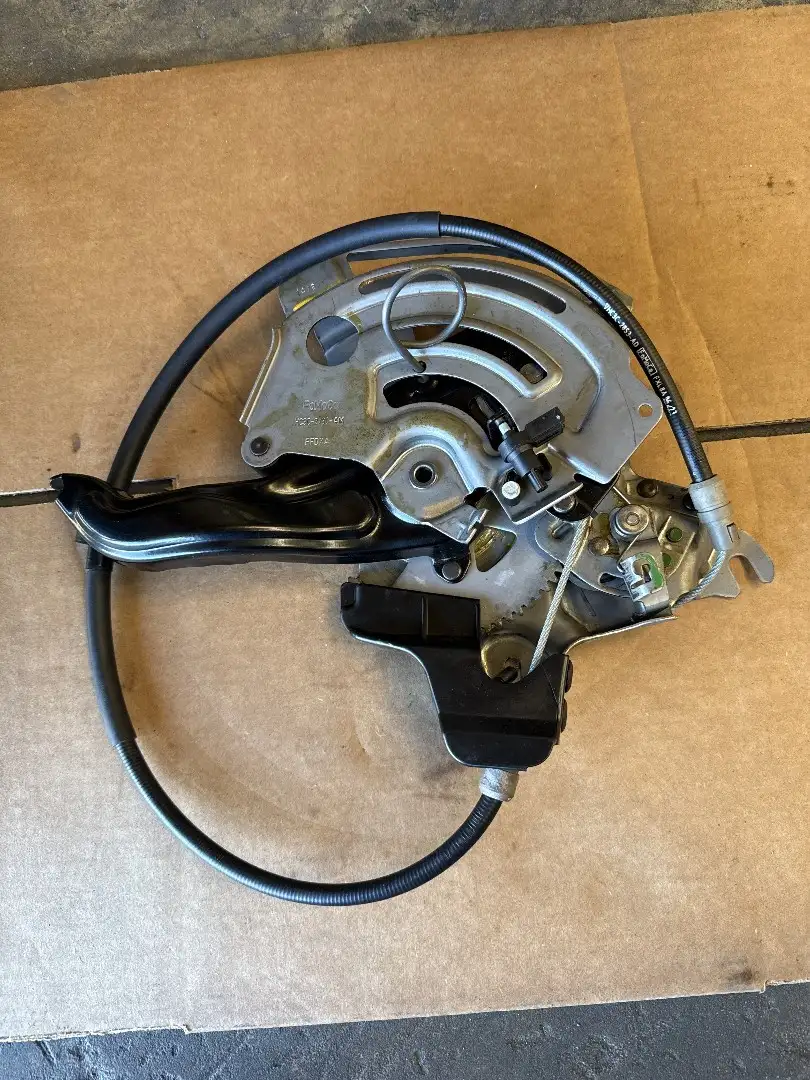 USED LEVER ASSEMBL image