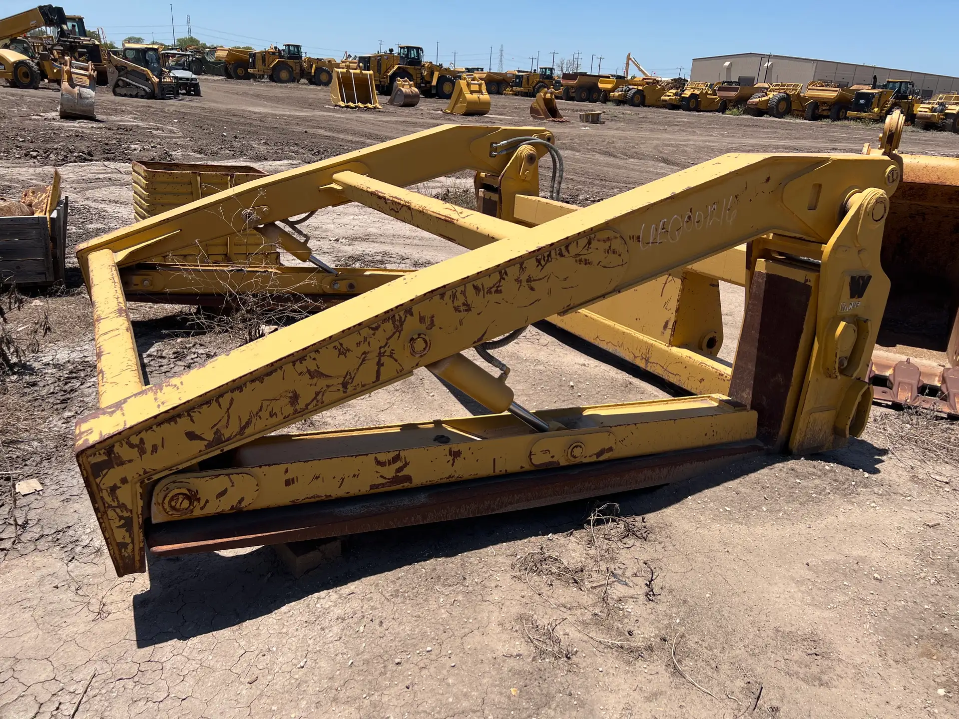 USED WICKER BRAND HYD. PIPE/POLE FORKS             MQ image