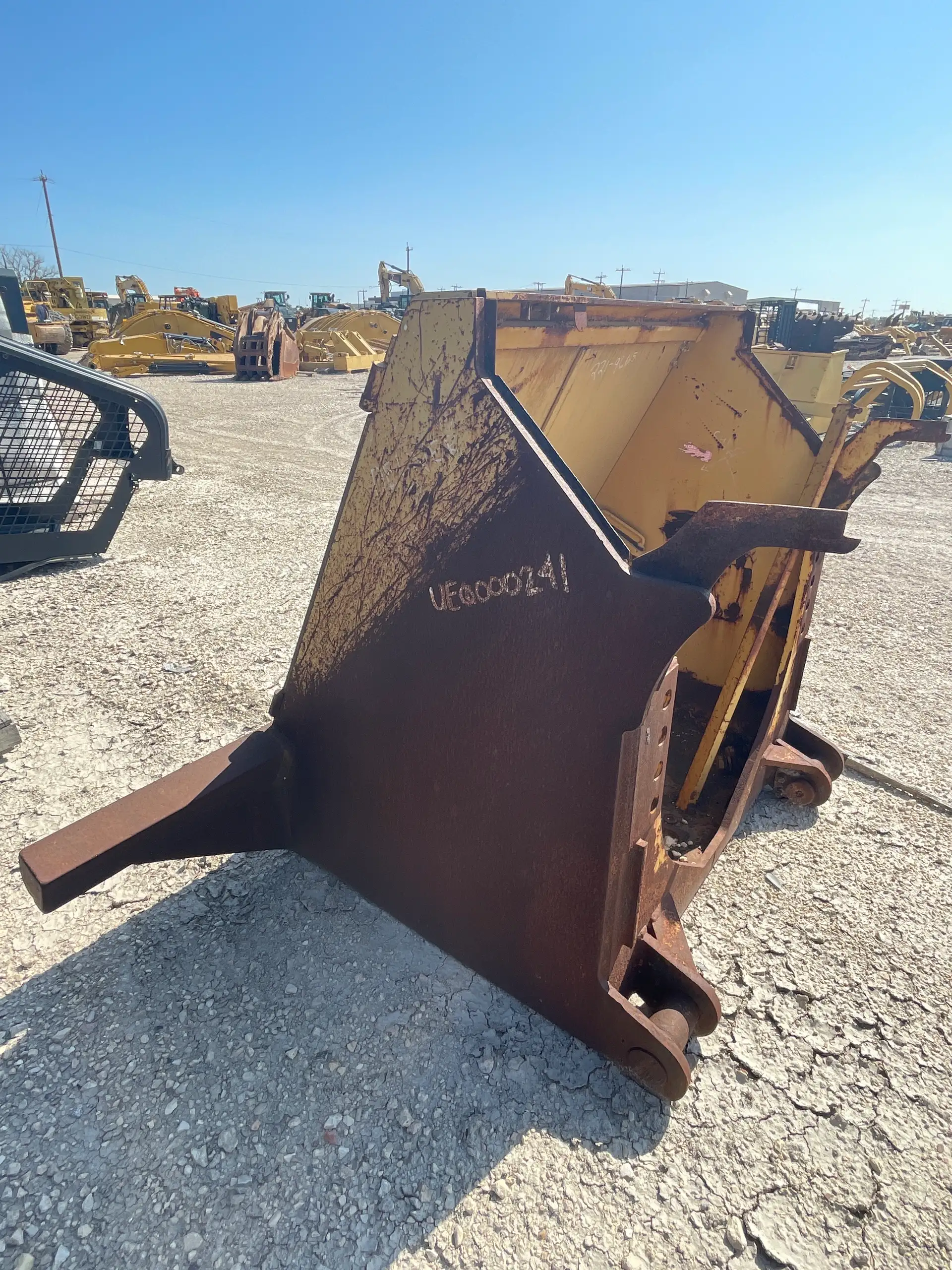 CAT D9T WASTE BOX BLH image