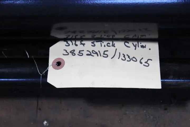 Complete Cylinder Arrangement With Tube And Rod Assemblies image 1