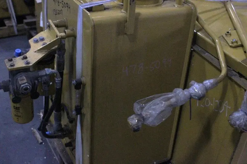 Hydraulic Tank & Filter GP image 1