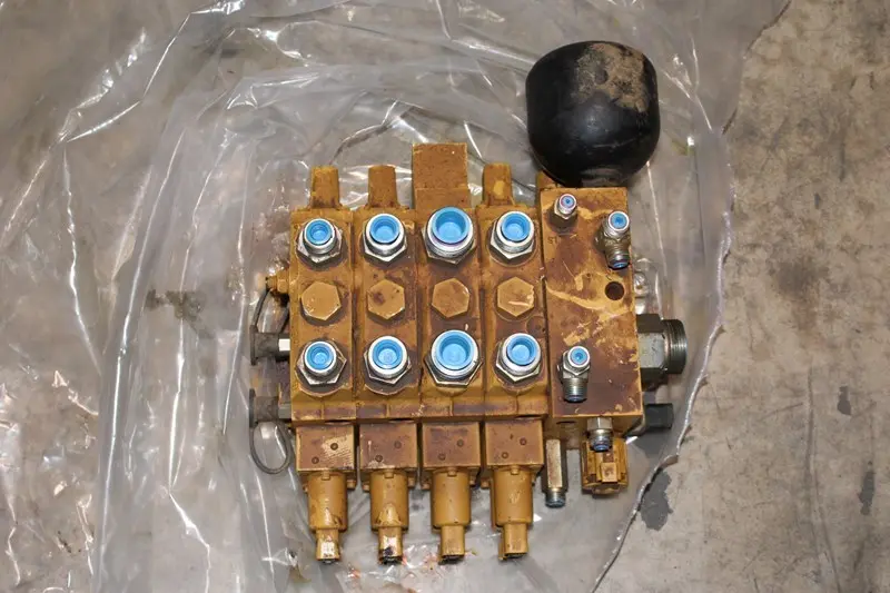 4 Bank Valve GP image 1