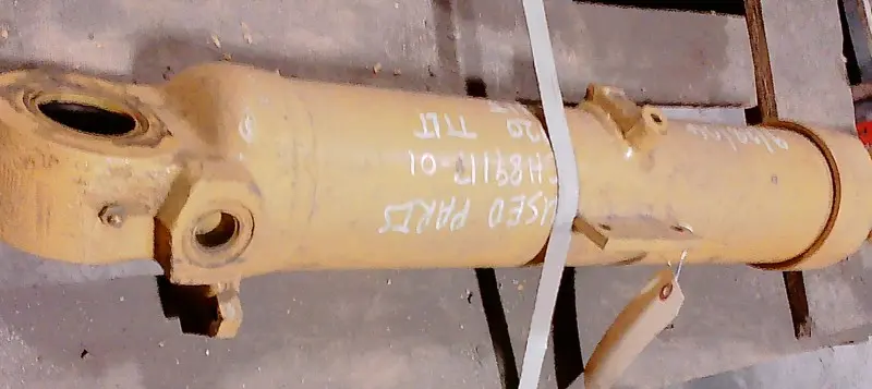 Tilt Cylinder Arrangement With Tube And Rod Assemblies image 1