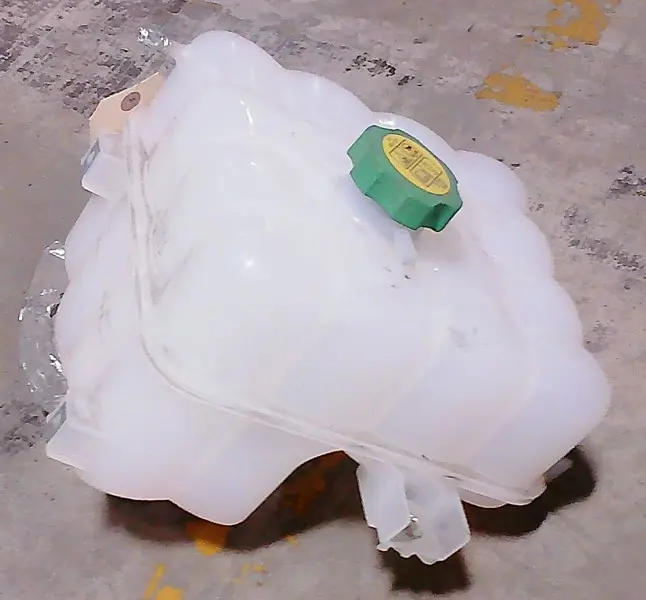 Coolant Tank 6.18 Liter image 1
