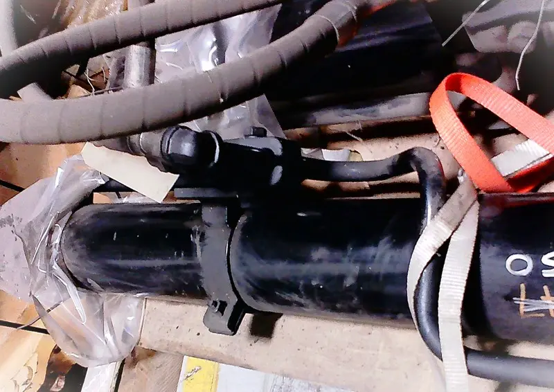 Cylinder & Lines Gp-boom image 1