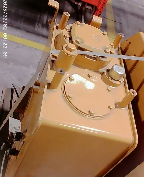 Hydraulic Tank & Filter GP image 1