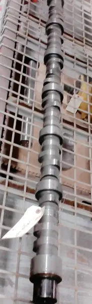 Engine Camshaft With 86 Teeth Drive Gear And Woodruff Key image 1
