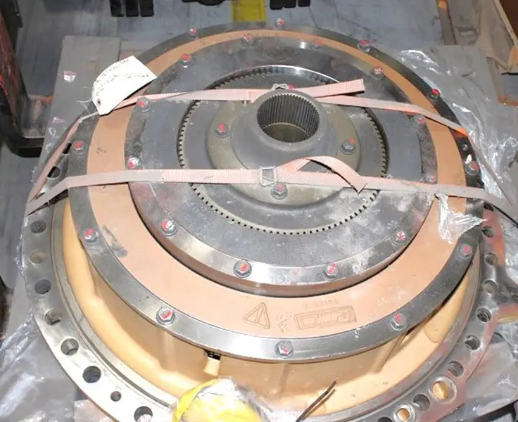 Steering And Brake Clutch image 1