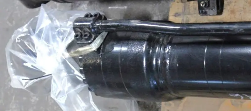 Complete Cylinder Arrangement With Tube And Rod Assemblies image 1