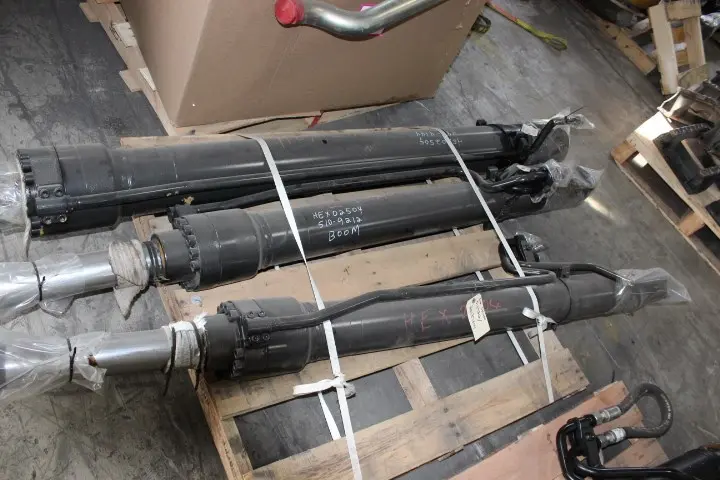 Seal & Cylinder Group (boom) image 1