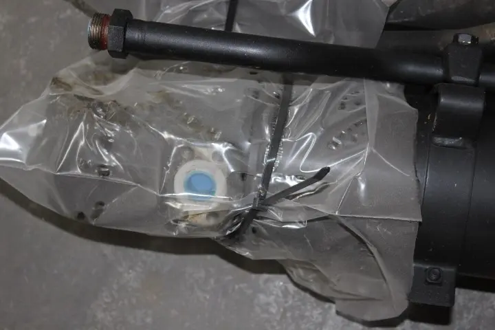 Cyl Gp-cylinder Arrangement With Tube And Rod Assemblies image 1