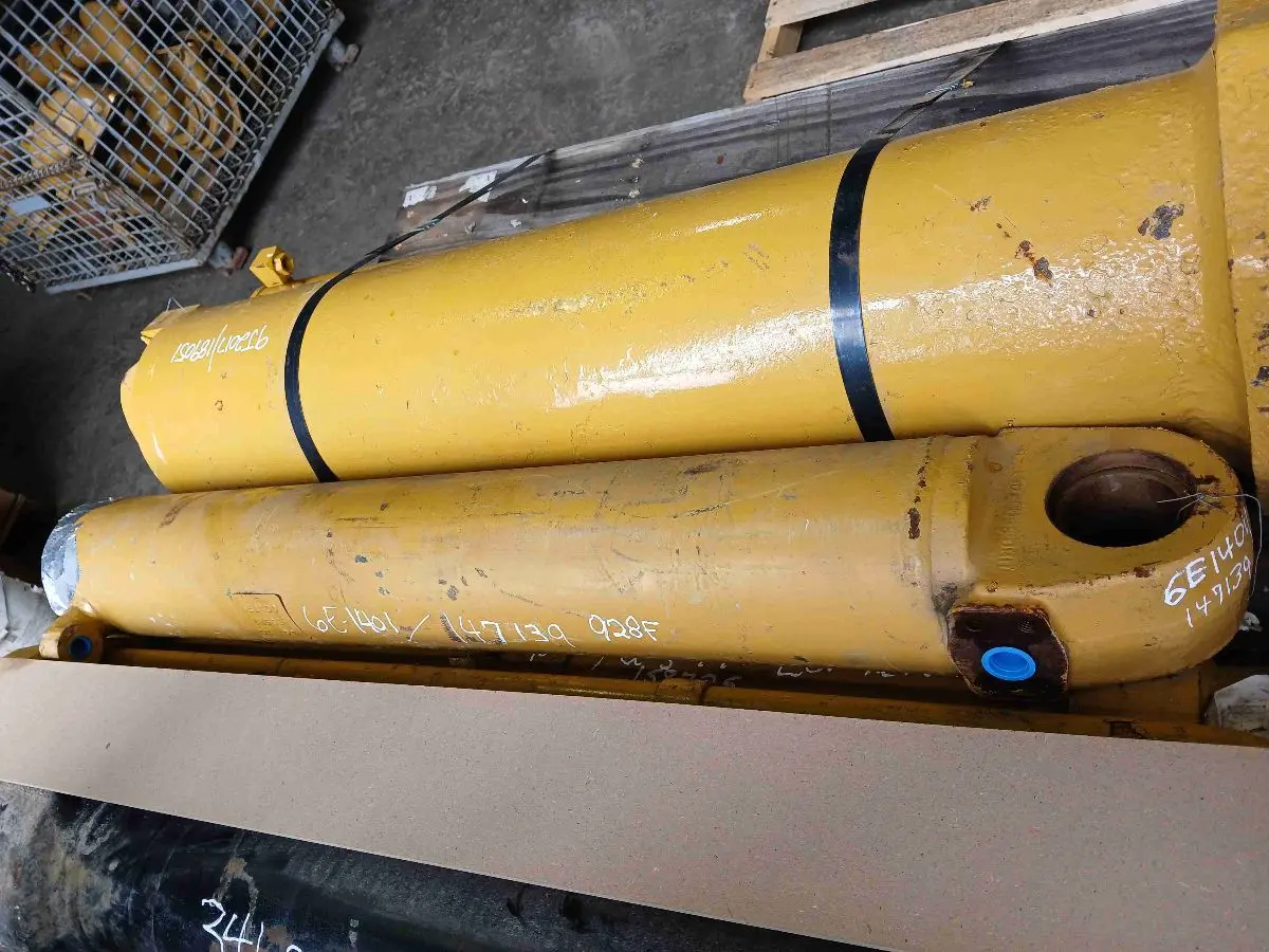 Cylinder A image 1