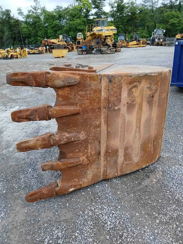 Bucket Gp-ad image 1