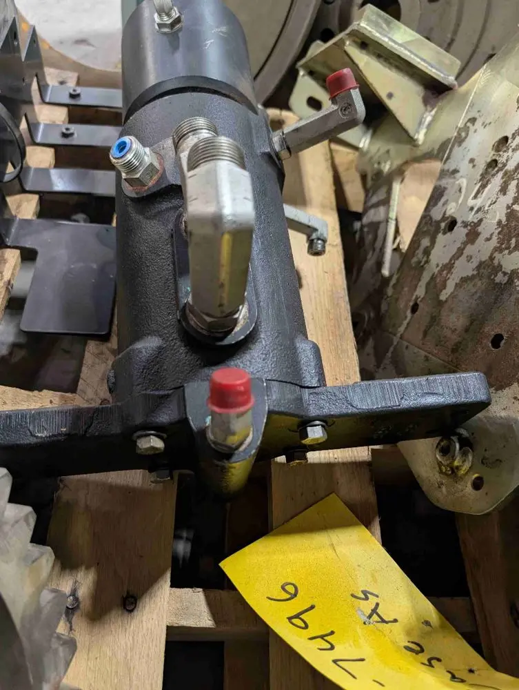 Swivel GP-02 image 1