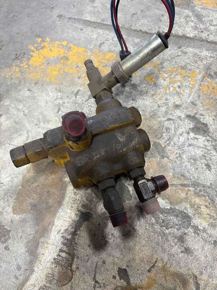 Valve G image 1