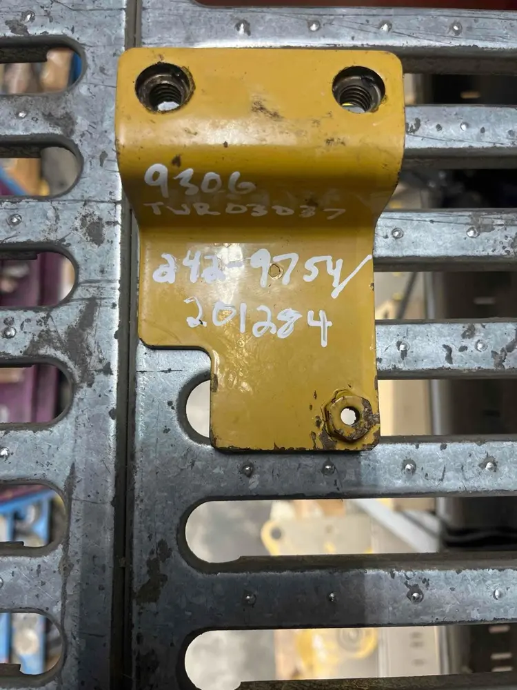 Bracket AS. image 1