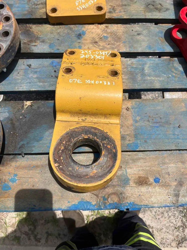 Bracket image 1