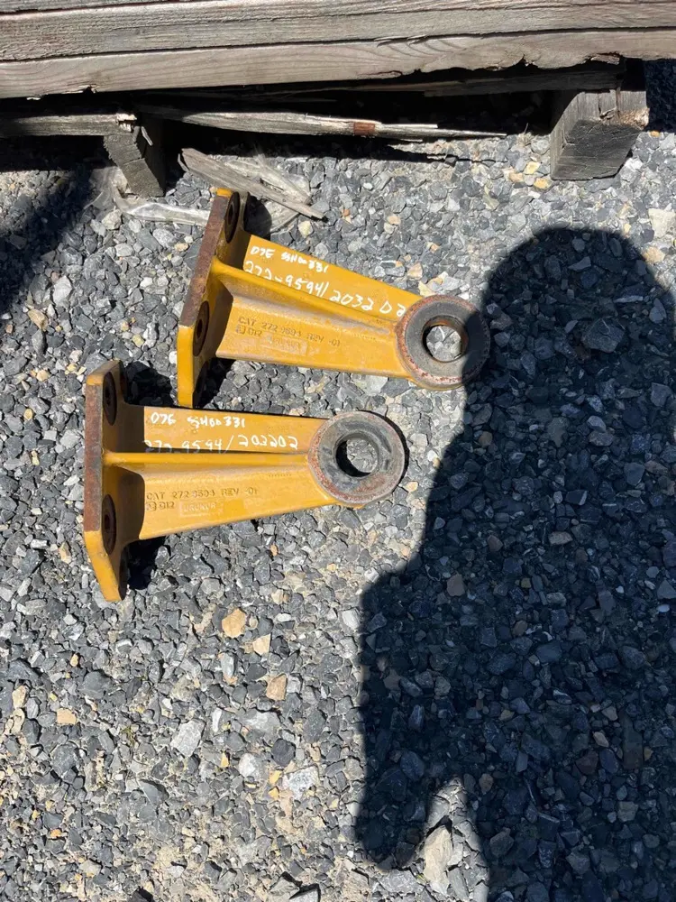 Bracket image 1