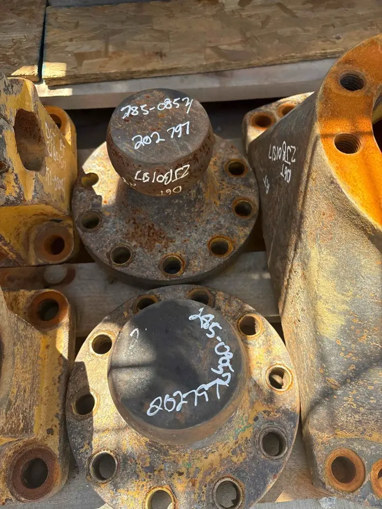 Trunnion image 1