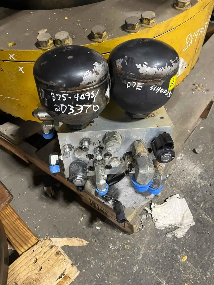 Manifold Gp- image 1