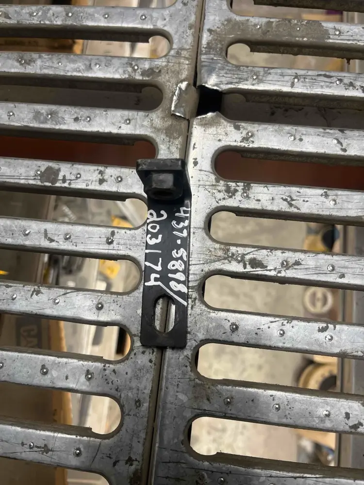 Bracket AS image 1