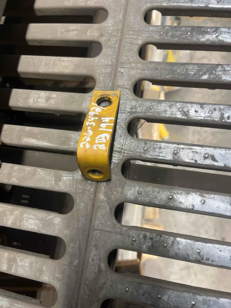 Bracket AS. image 1
