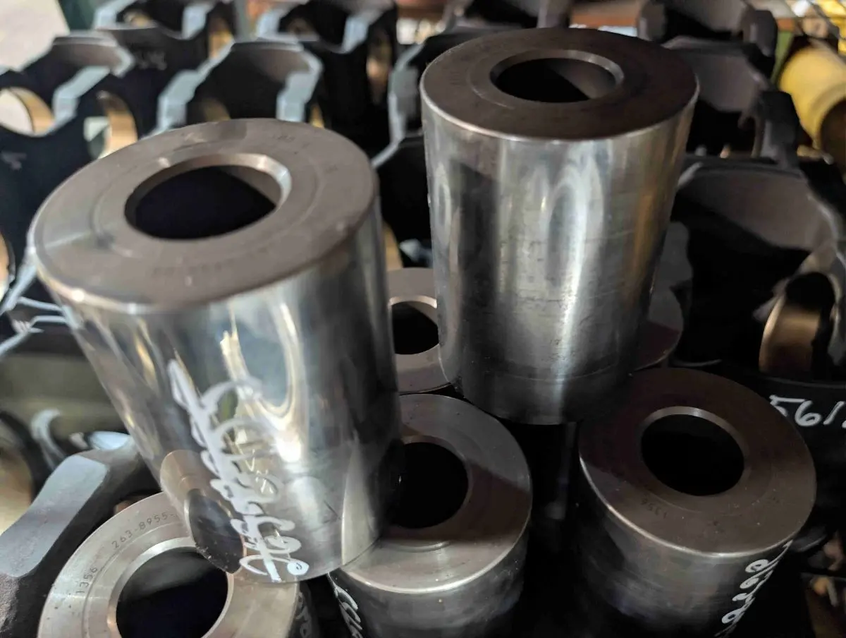 Pin-piston image 1