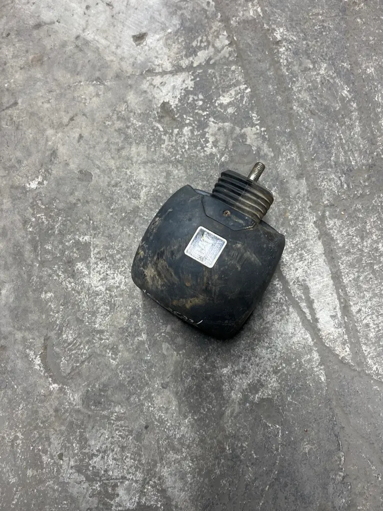 Lamp G. image 1