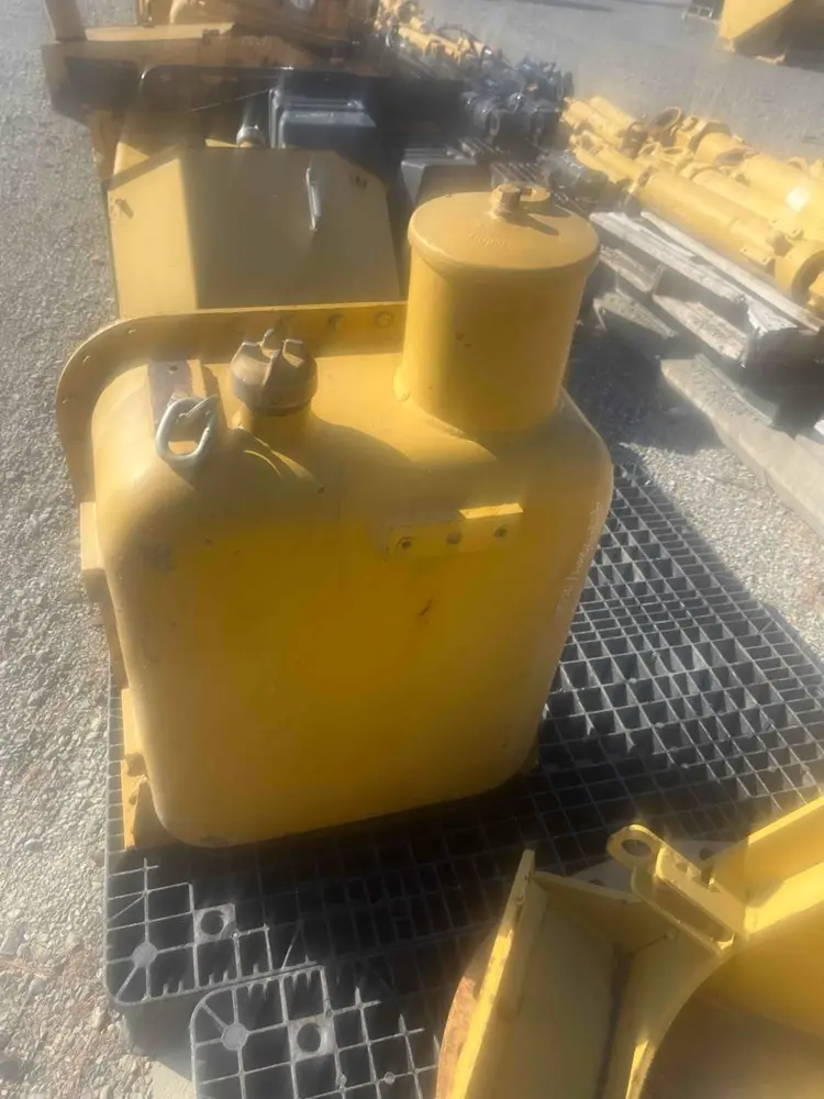 Tank G image 1