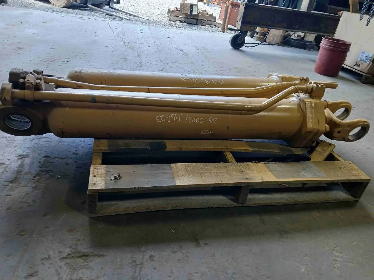 Cylinder G image 1