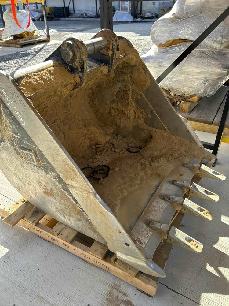 Bucket image 1