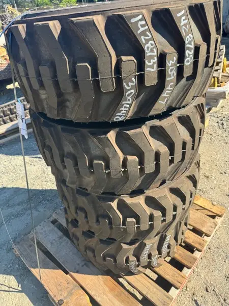 LH Tire-rim Combo image 1