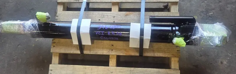 LH Steering Cylinder image 1