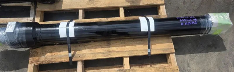 Boom Cylinder image 1