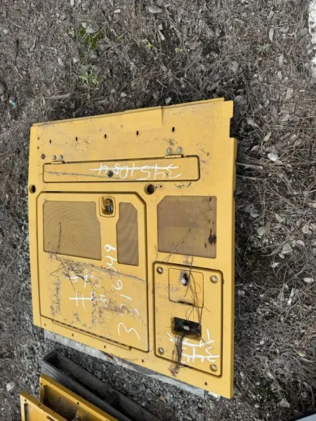 LH Panel image 1