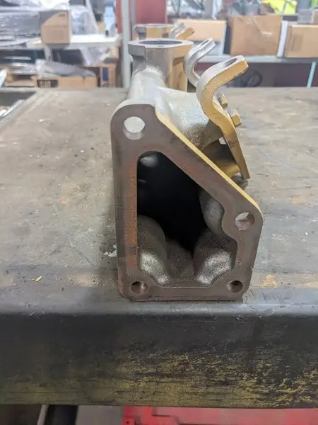 Manifold-fro image 1