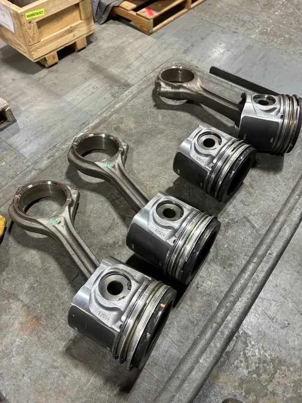 Connecting Rod image 1