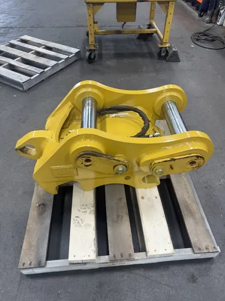 Coupler/cb image 1